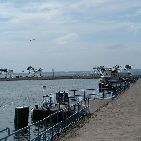 Apartament Waterside 吉日茨科 外观 照片