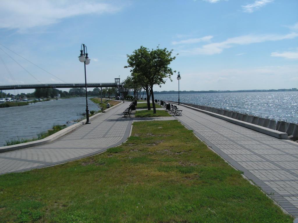 Apartament Waterside 吉日茨科 外观 照片
