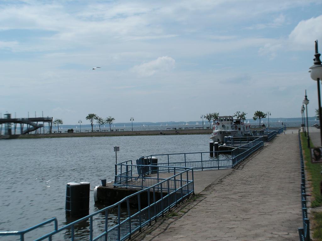 Apartament Waterside 吉日茨科 外观 照片